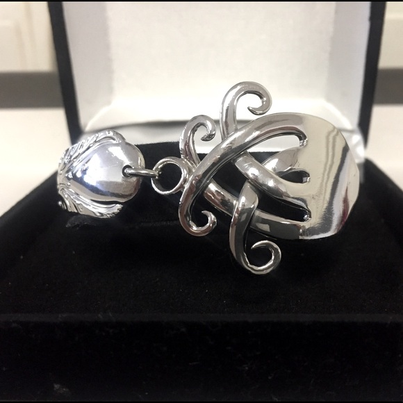 Silver Spoon Bracelet - Picture 4 of 16